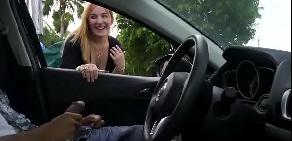  Cute blonde gives me nice handjob in public parking lot.MP4